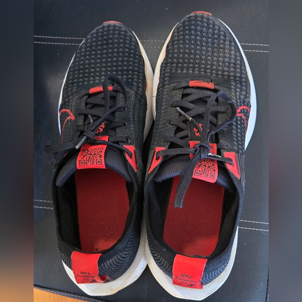 NIKE Mens Interact Running Shoes Size 10